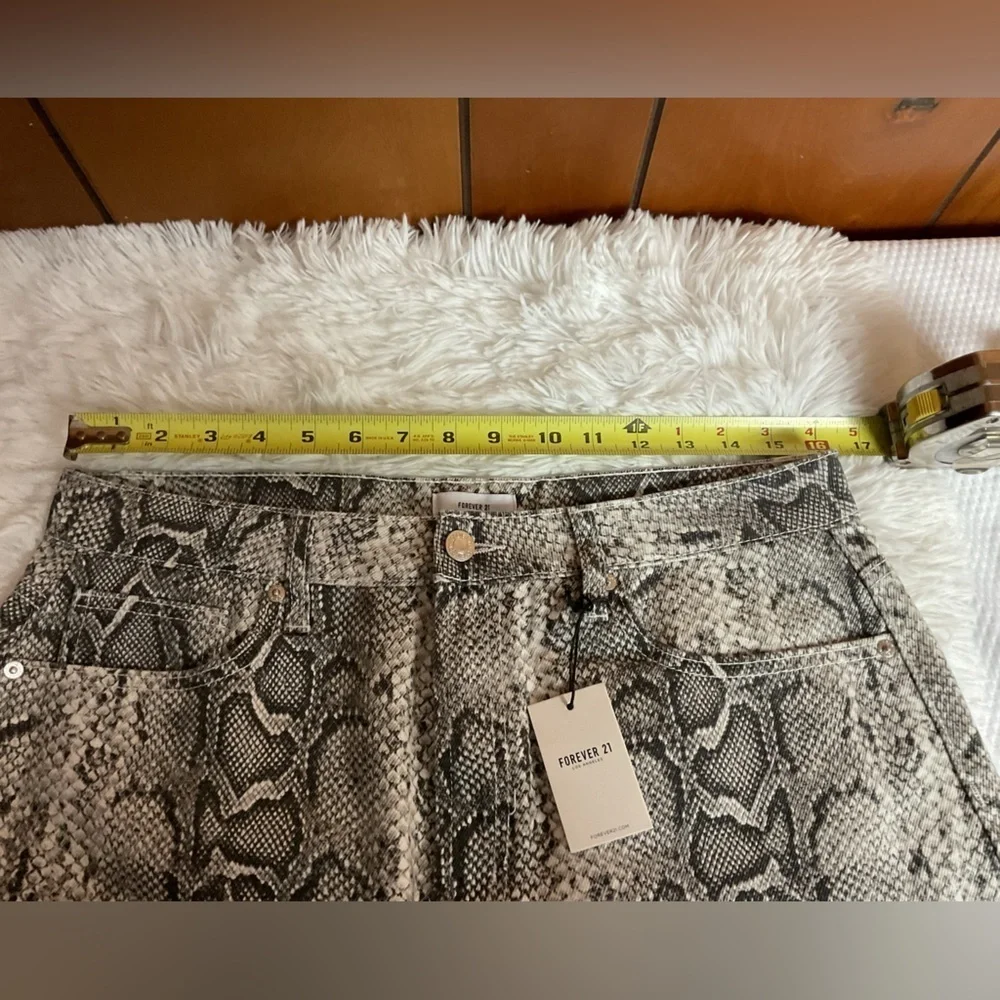 Forever 21 Shorts